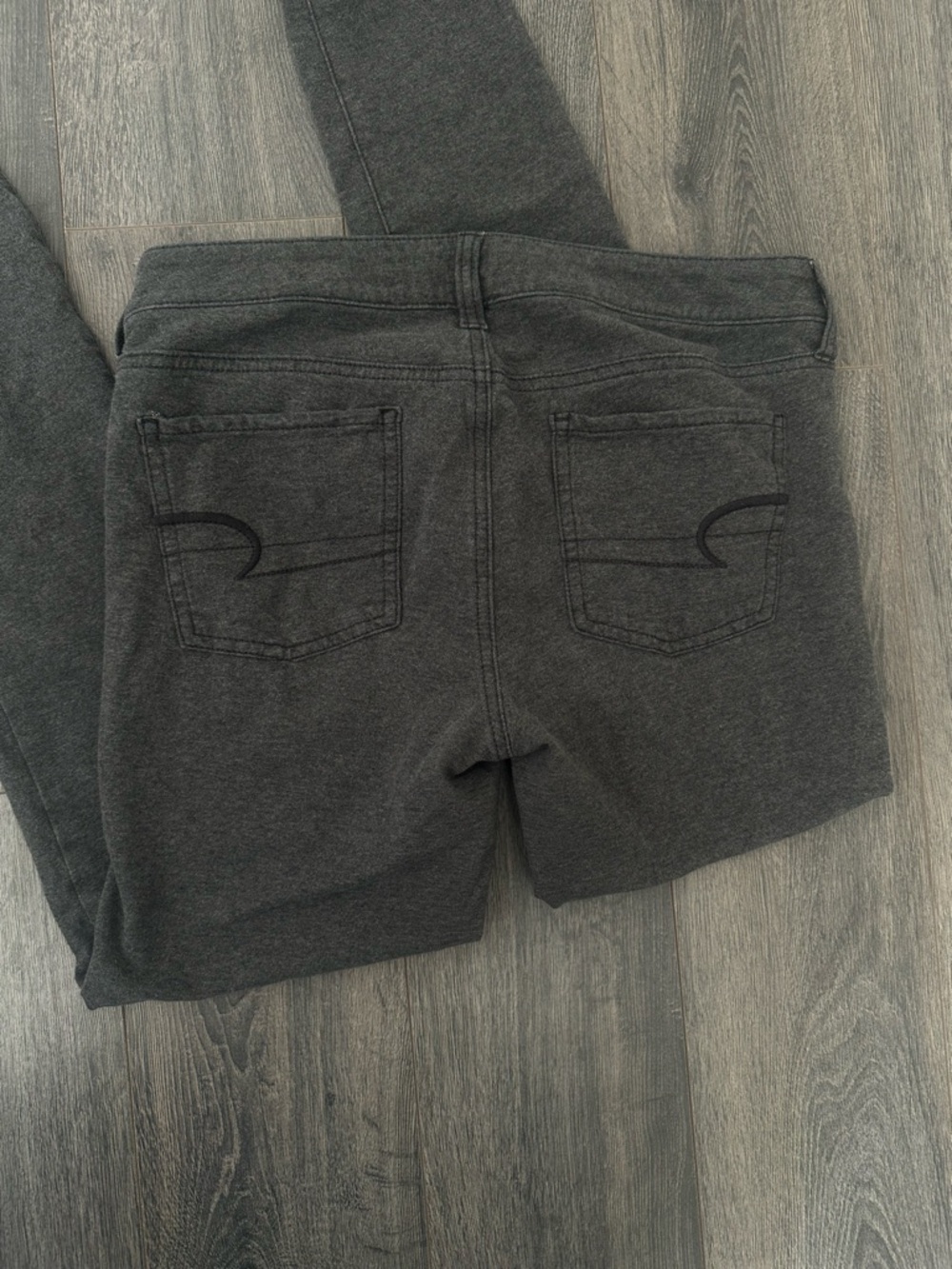 EUC American Eagle Outfitters Women's Dark Gray Skinny Stretch Jeggings Size 10 - Picture 8 of 8